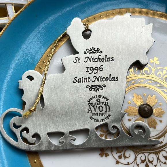 Pewter Santa and Sleigh Ornaments - Picture 3 of 6